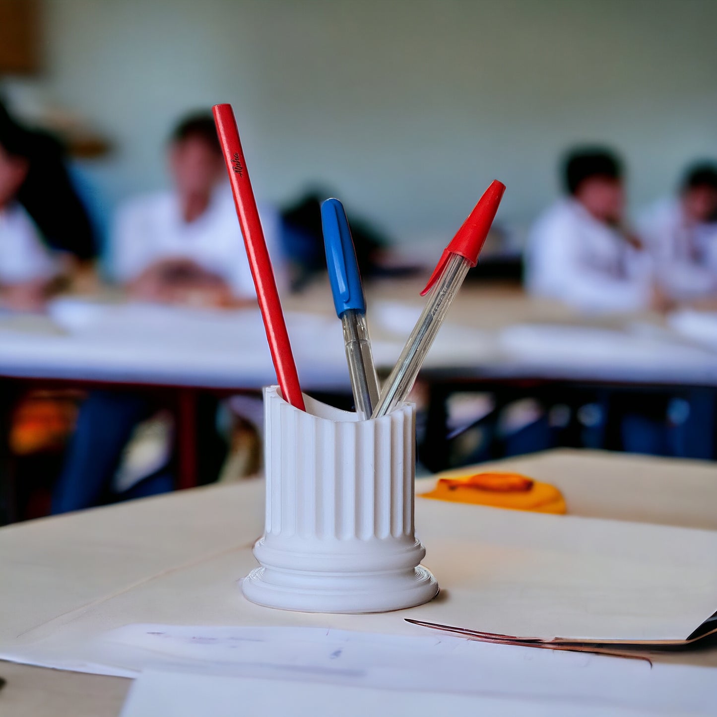 عامود يوناني للأقلام